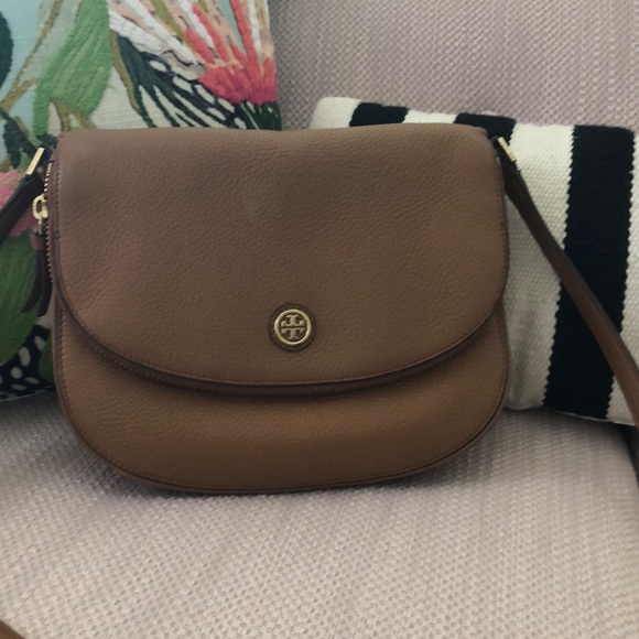 Tory Burch Handbags - Tan leather Tory Burch crossbody bag